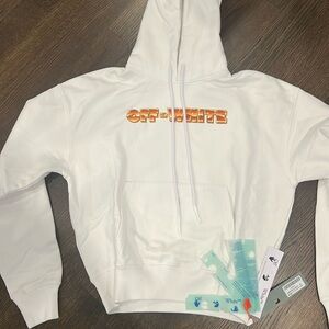 BRAND NEW OFF WHITE sweatshirt